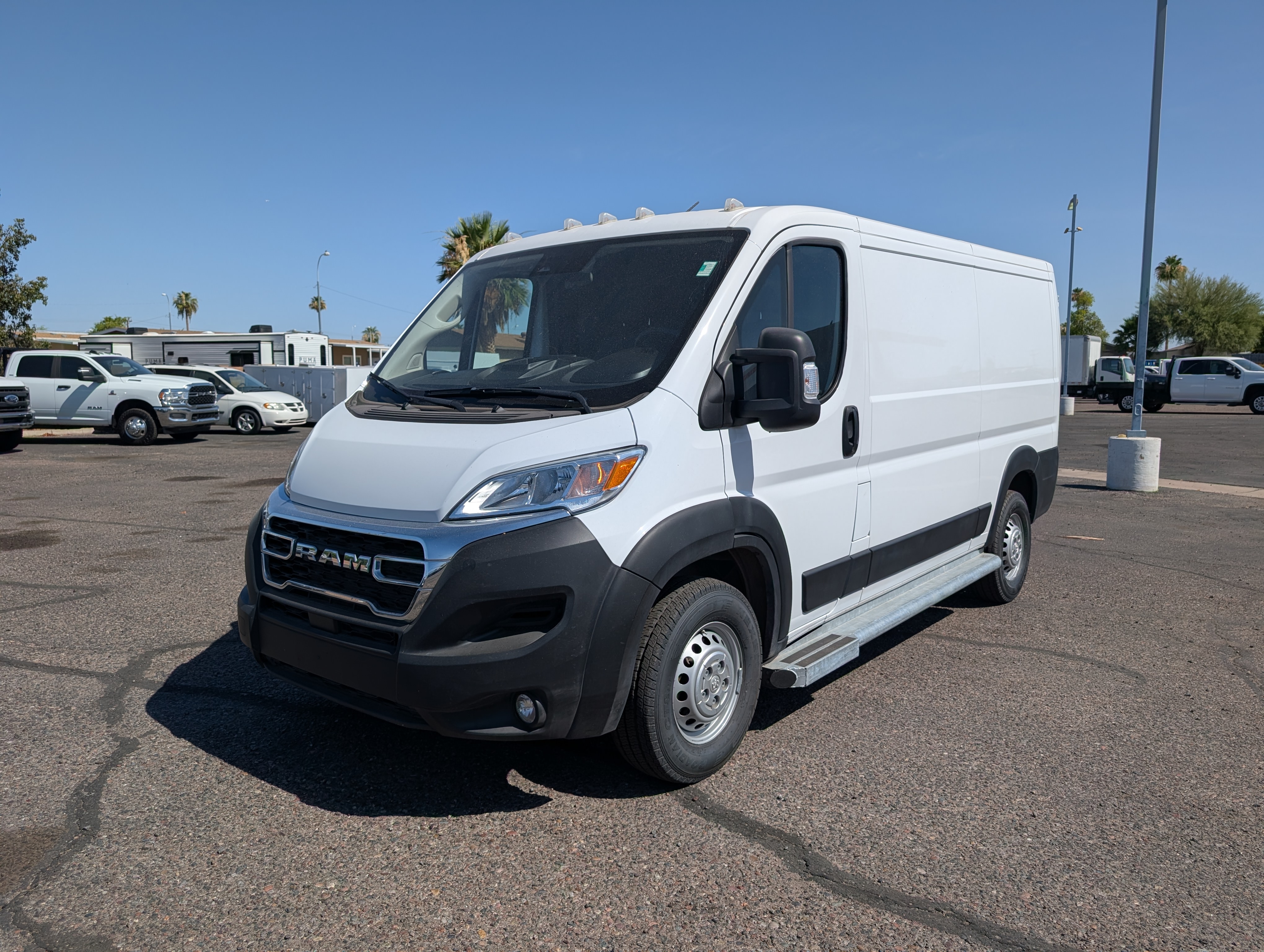 2025 RAM ProMaster 2500 4X2 Cargo Van