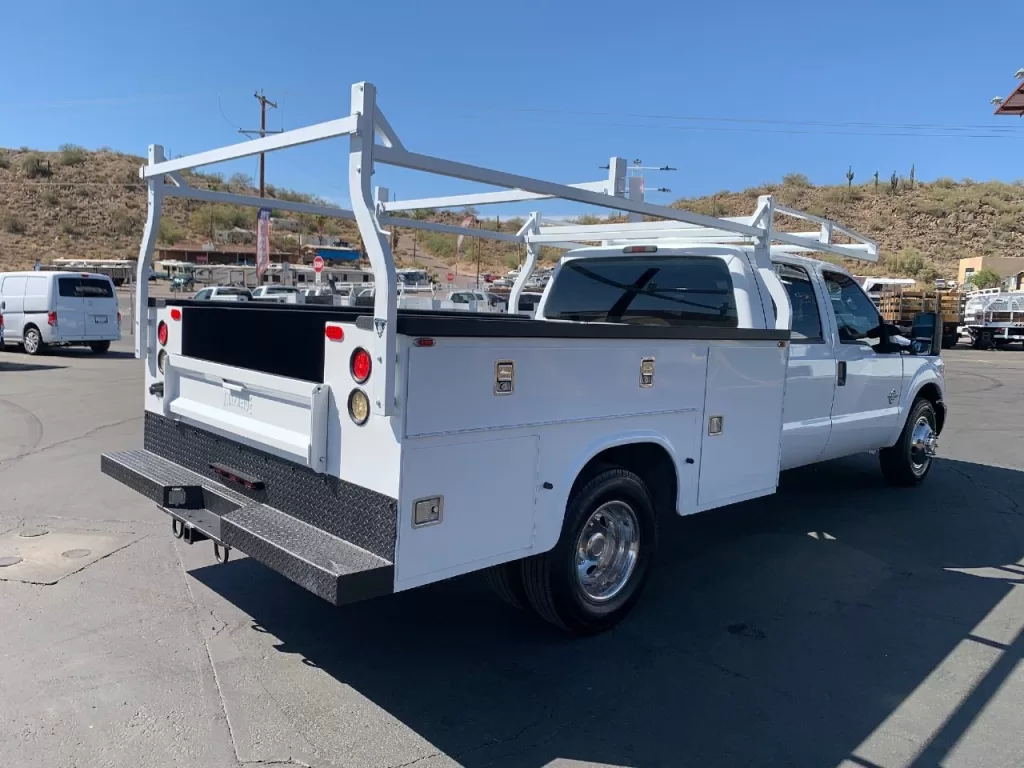 2011 FORD F350 SERVICE - UTILITY TRUCK