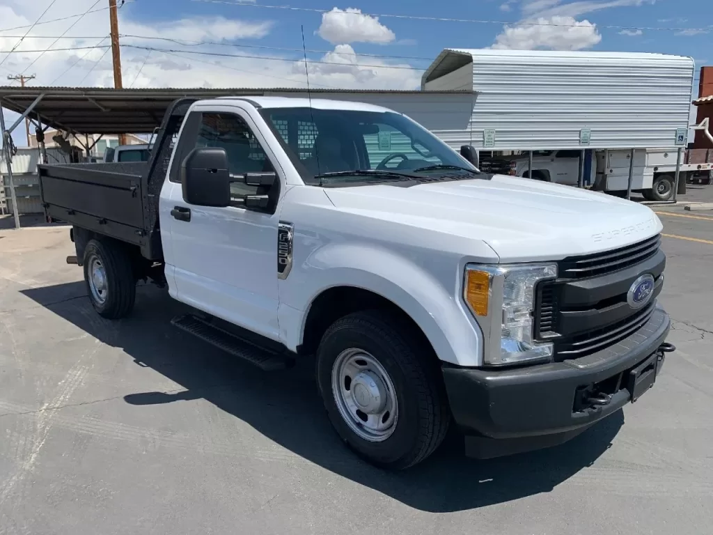 2017 FORD F250 Flatbed Truck