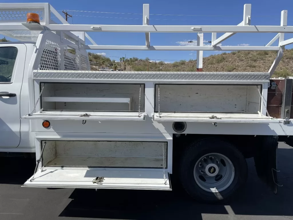 2017 CHEVROLET SILVERADO 3500HD CONTRACTOR WORK TRUCK