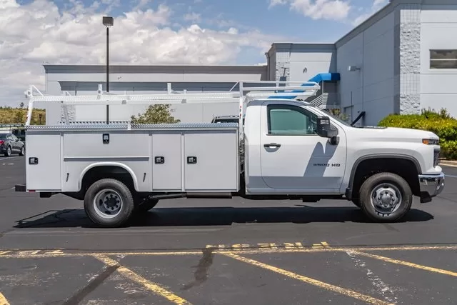 2024 Chevrolet Silverado 3500 Regular Cab 4x4 Service Truck by Knapheide Steel