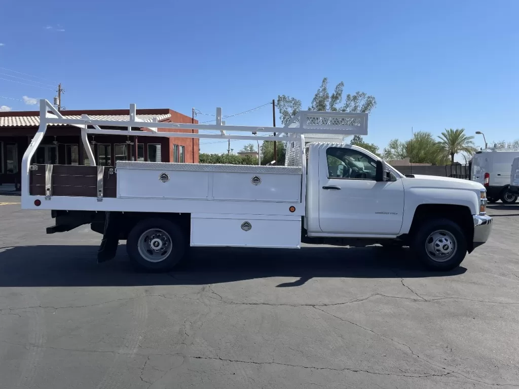 2017 CHEVROLET SILVERADO 3500HD CONTRACTOR WORK TRUCK