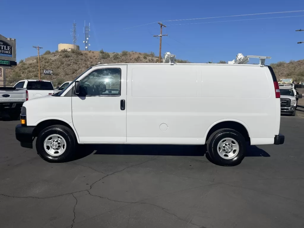 2021 CHEVROLET Express 2500 Cargo Van with bin package and ladder rack