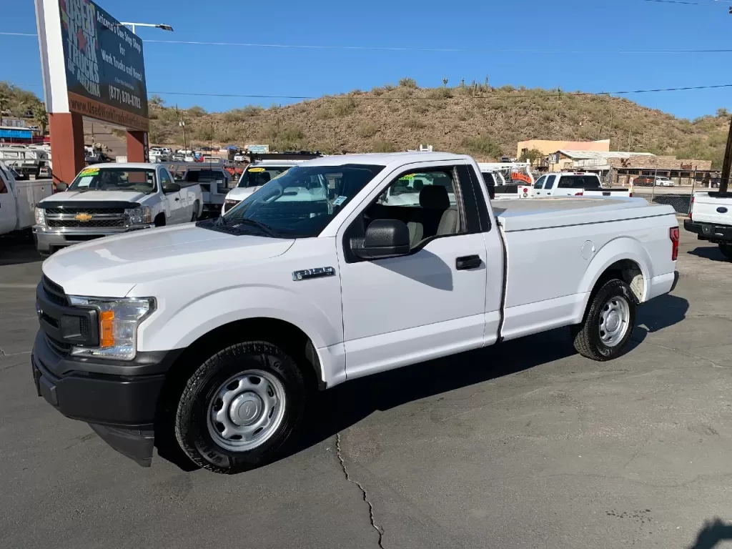 2019 Ford F150 Long Bed Pickup Truck With Fiberglass Tonneau Cover