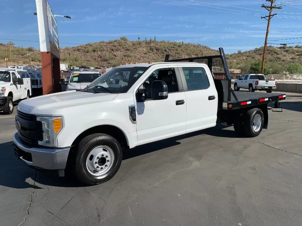 2017 Ford F350 Flatbed Truck