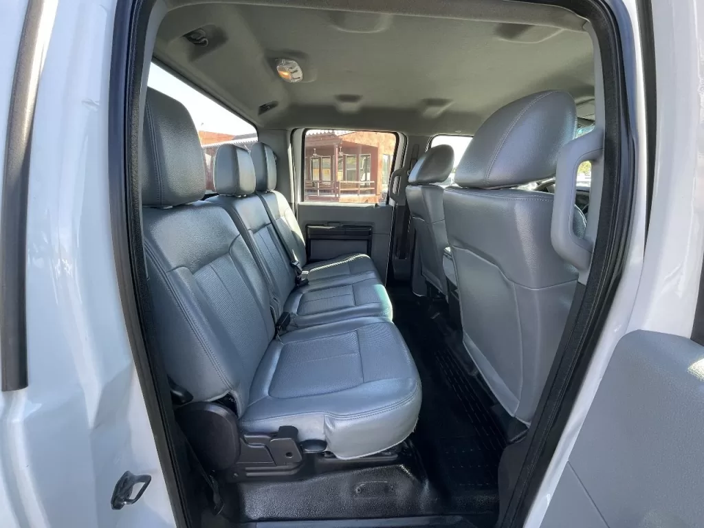 2015 Ford F350 Super Crew Long Pickup Bed