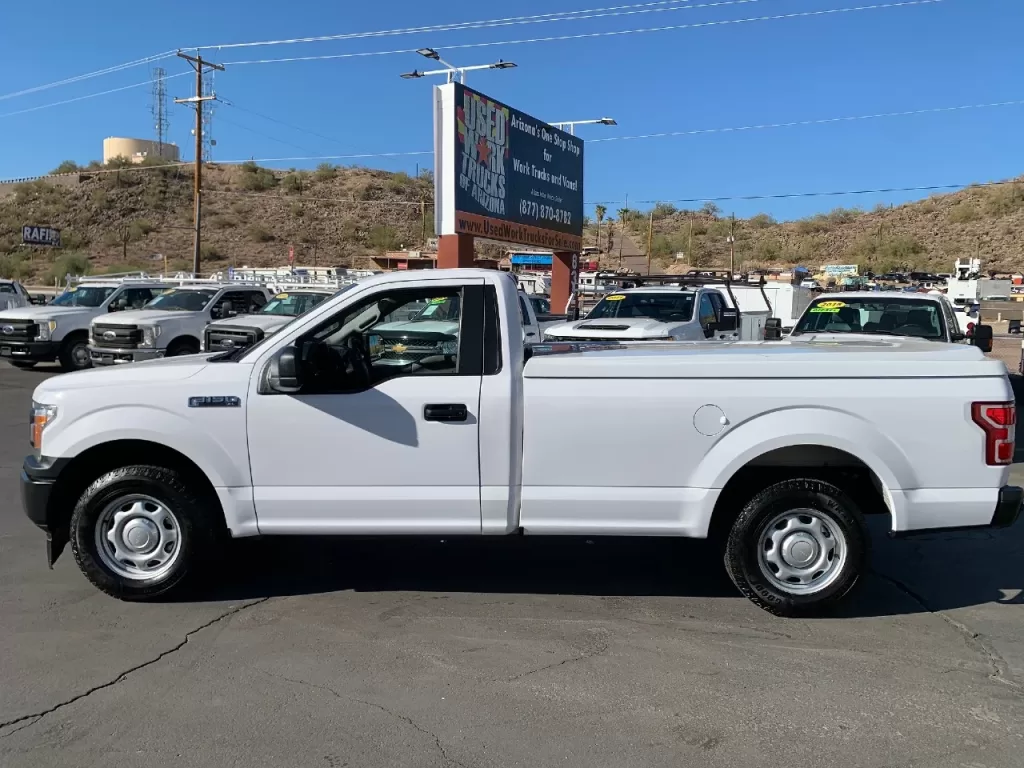 2019 Ford F150 Long Bed Pickup Truck With Fiberglass Tonneau Cover