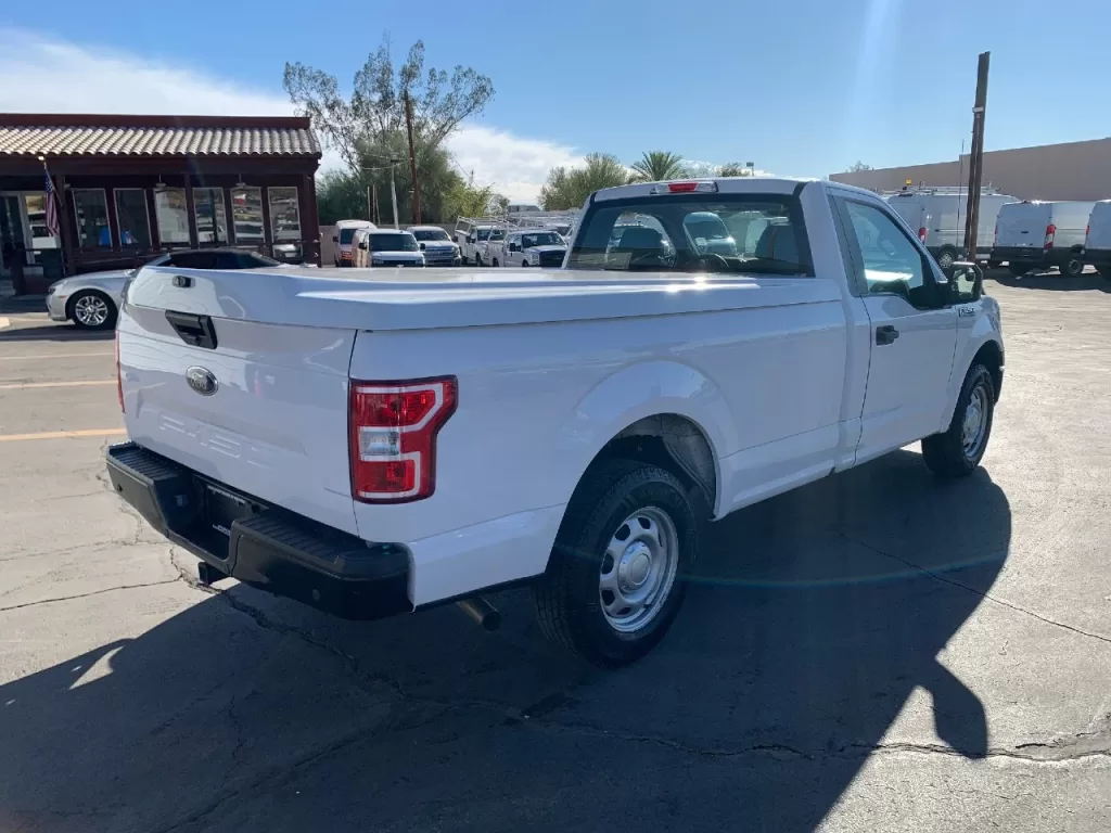 2019 Ford F150 Long Bed Pickup Truck With Fiberglass Tonneau Cover