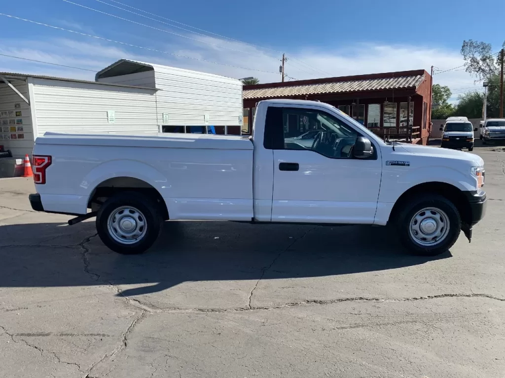 2019 Ford F150 Long Bed Pickup Truck With Fiberglass Tonneau Cover