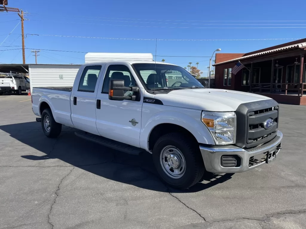 2015 Ford F350 Super Crew Long Pickup Bed