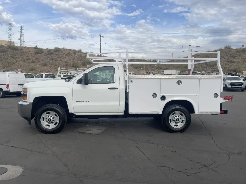 2018 CHEVROLET Silverado 2500HD Service - Utility Truck