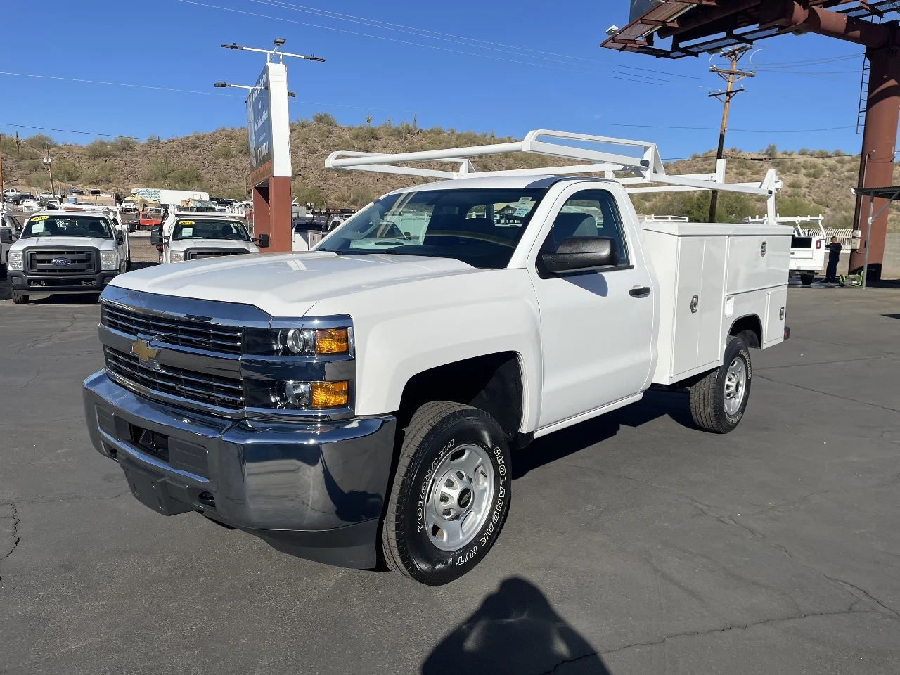 2017 CHEVROLET Silverado 2500HD Service - Utility Truck