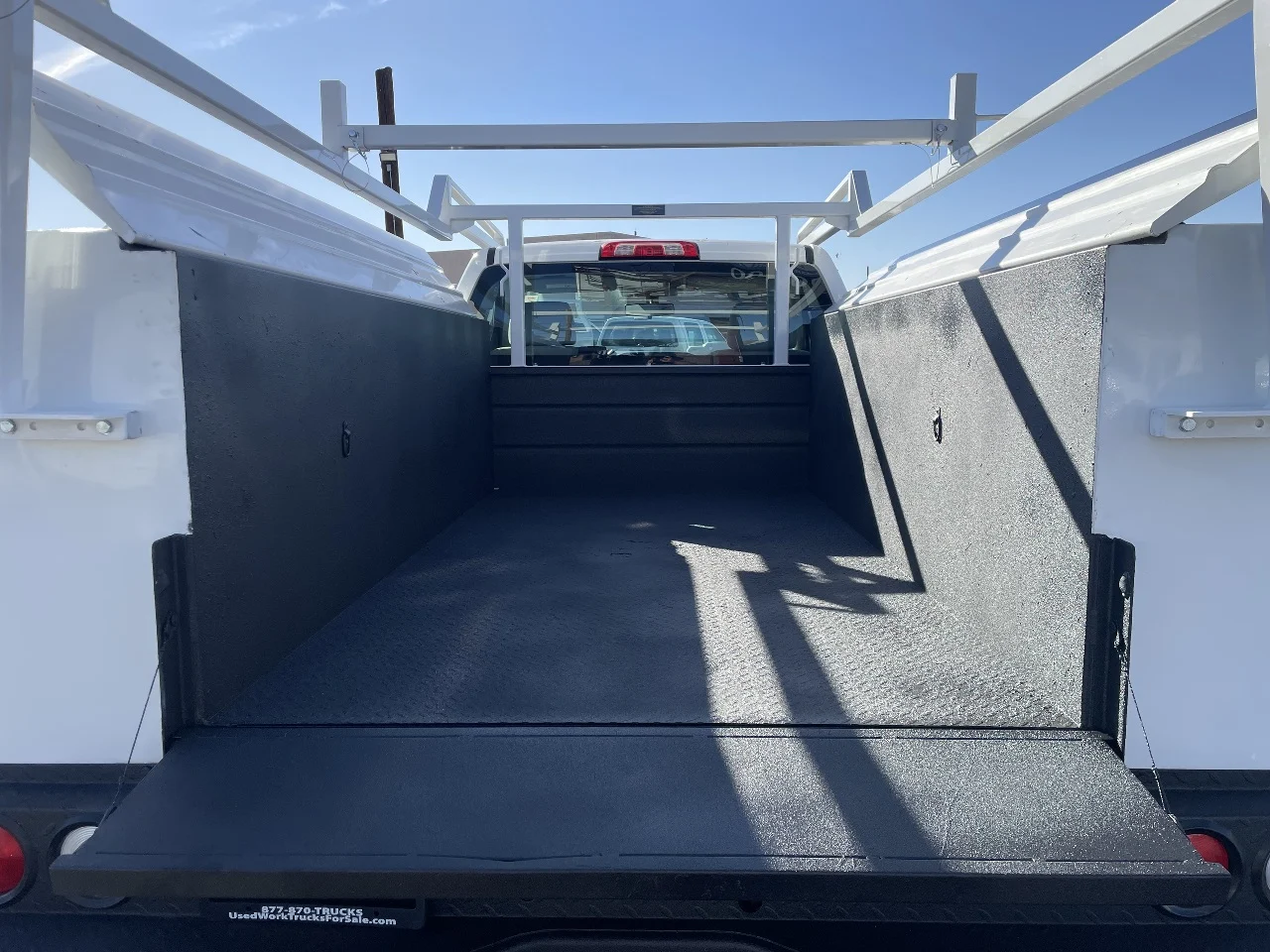 2017 CHEVROLET Silverado 2500HD Service - Utility Truck