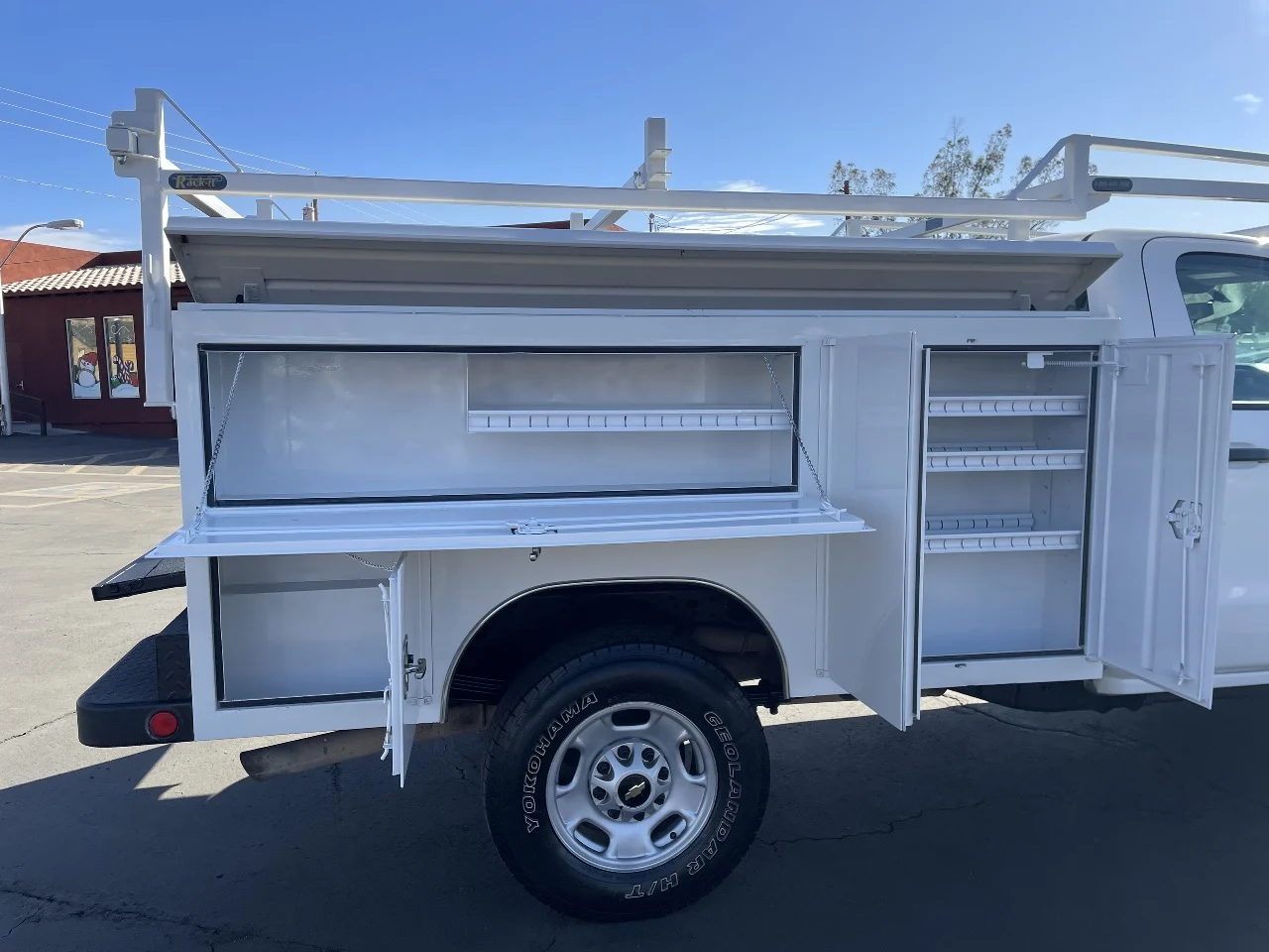 2017 CHEVROLET Silverado 2500HD Service - Utility Truck